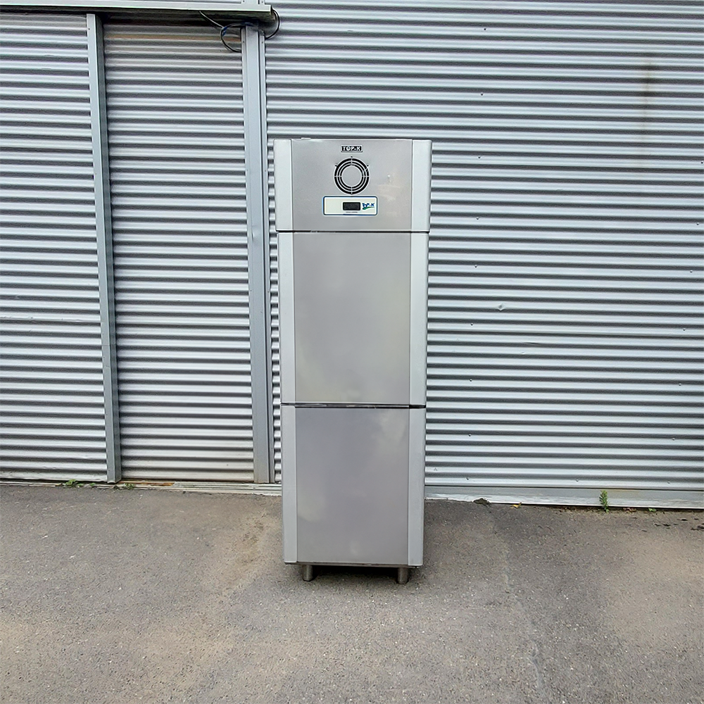 Dulap congelator vertical cu 2 usi