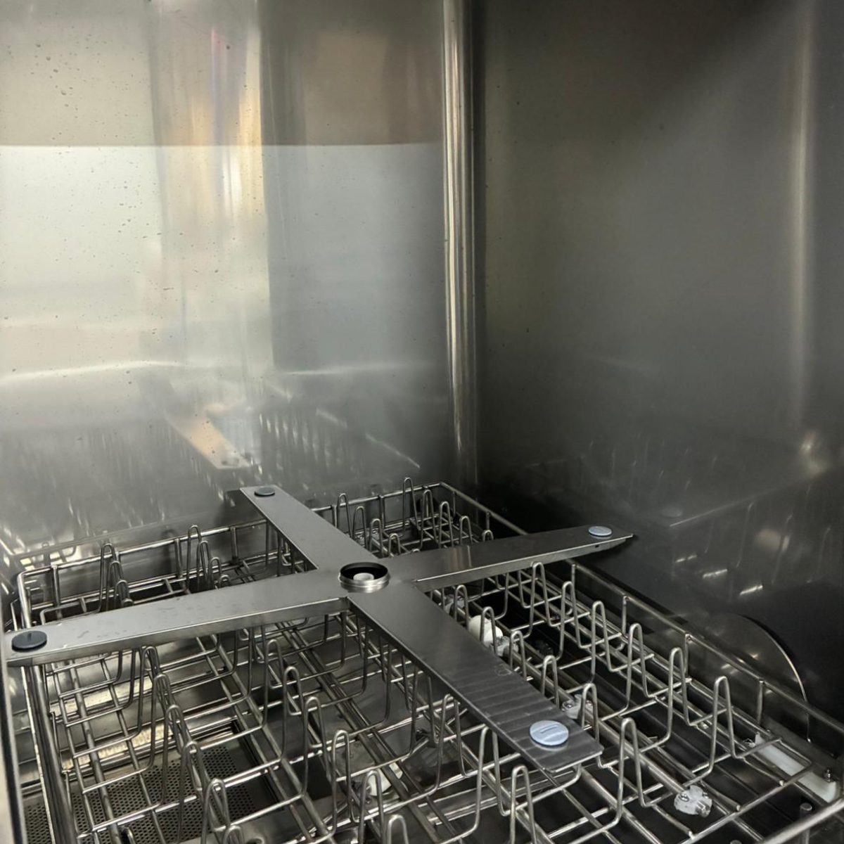 Masina de spalat oale profesionala cu panou de control digital, pompa drenaj, capacitate de spalare 600 de oale pe ora - 2